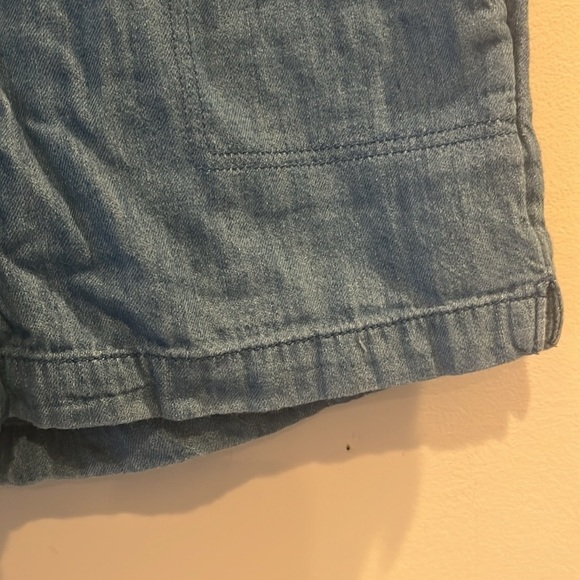 Set of 2! Old Navy girls shorts. Size XL (14-16). Chambray - Picture 6 of 11